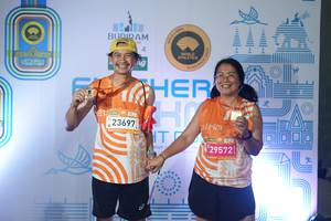 BIB: 
                            <button type="button" onclick="openModal(23610171)" class="btn btn-primary btn-sm float-right btn-popup" data-toggle="modal" data-target=".modal-high-quality">
                        <i class="fas fa-shopping-cart"></i> Add to Cart
                    </button>
                                            <button type="button" onclick="isThisMe(23610171, true)" class="btn btn-success btn-sm float-right btn-popup btn-isme hidden" data-toggle="tooltip" data-placement="bottom" title="นี่คือรูปของคุณใช่ไหม คลิกที่นี่เพื่อเอาเข้าอัลบั้ม">
                        <i class="fas fa-plus"></i> Add to album
                    </button>
                    <button type="button" onclick="isThisMe(23610171, false)" class="btn btn-warning btn-sm float-right btn-popup btn-isnotme hidden">
                        <i class="fas fa-ban"></i> Remove from album
                    </button>